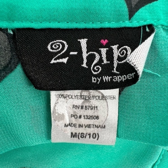 2-Hip By Wrapper Green Collared Gray Hearts Long Sleeve Blouse Size M Girl’s - Picture 2 of 4